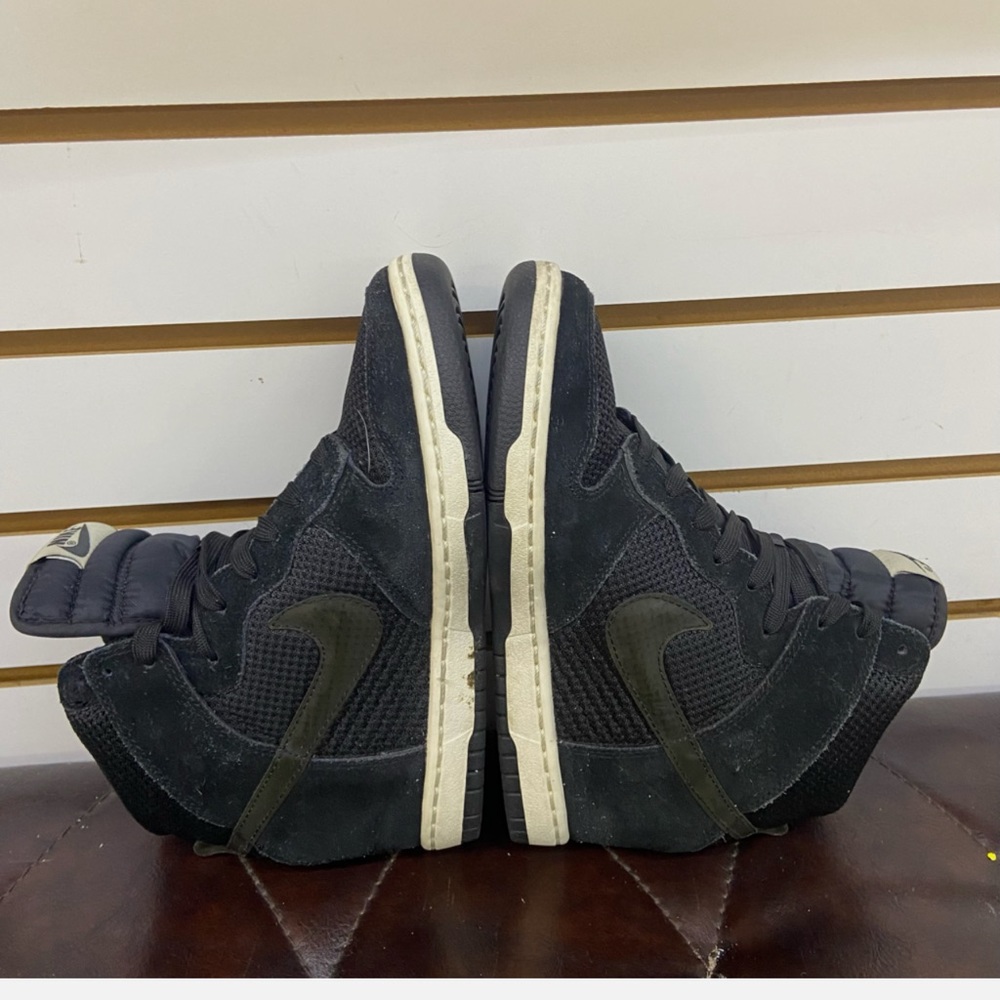 Size 5.5 - Nike Dunk Sky High Essential Black - Picture 4 of 7